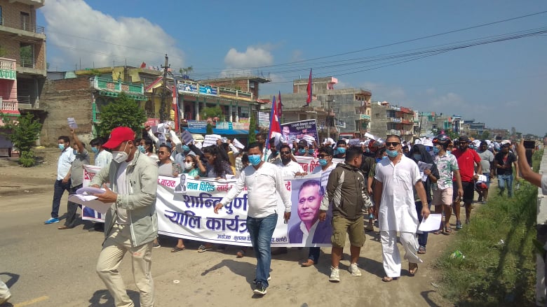 कुलमानको पक्षमा आजपनि हरिवन र लालबन्दीमा विशाल प्रदर्शन