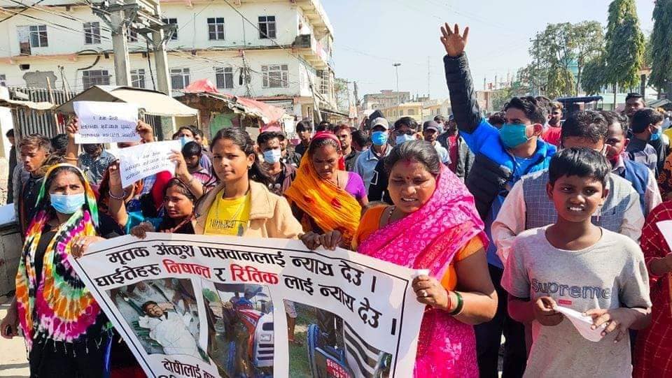 नवलपुर ट्याक्टर दुर्घटना : पुनर्वासवासीको मलंगवामा प्रदर्शन