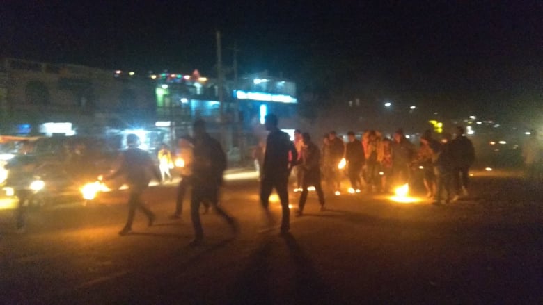 कांग्रेस नेता पौडेलको गिरफ्तारी विरुद्ध हरिवनमा मसाल जुलुस