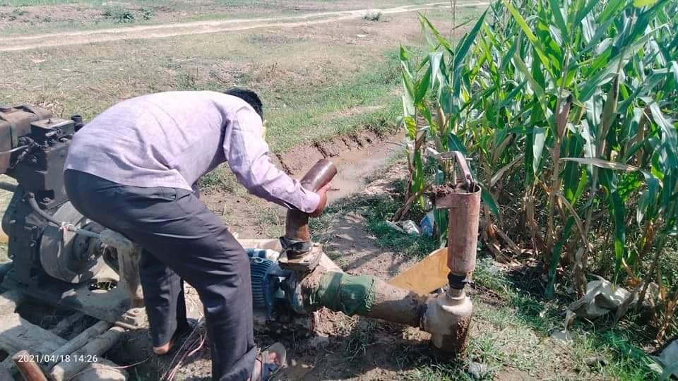 बरहथवामा हुकिङ लगाएर चलाइएको तीन थान मोटर बरामद