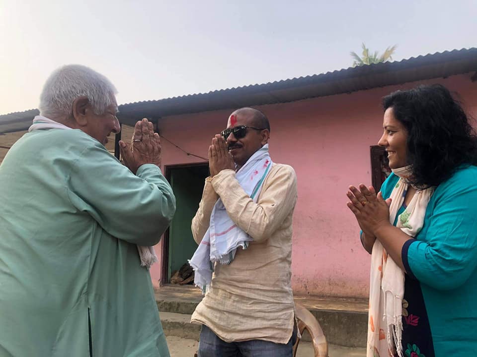 पत्रकार महासंघका अध्यक्ष क्षेत्रीद्वारा आश्रममा भोजन