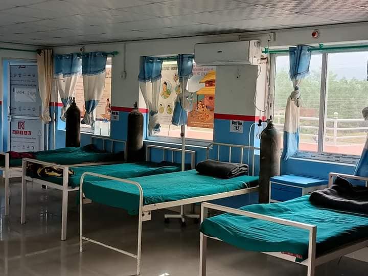 दक्षिण-पश्चिम भेगमा आइसोलेसन तयार गर्न जिल्ला प्रमुखहरुको निरीक्षण