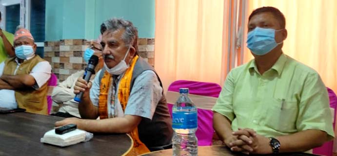 एमाले नेता पाण्डेले भने, ‘वृद्ध भत्ता जस्ता वितरणमुखी कार्यक्रमको काम छैन’