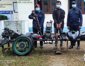 चोरीएको मोटरसाईकलको पार्टपूर्जा सहित वर्कशप संचालक पक्राउ