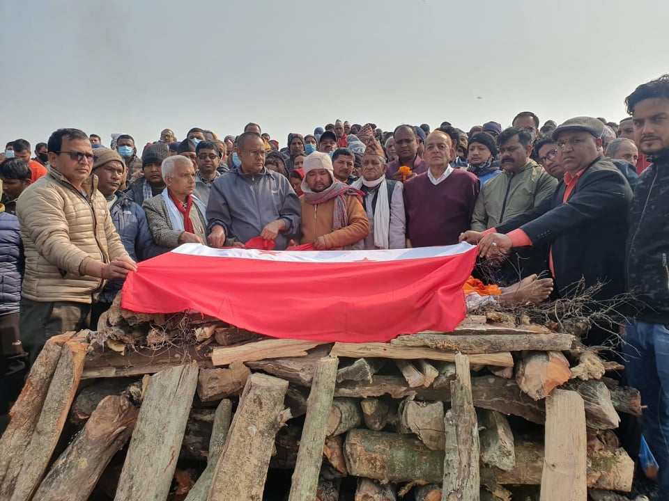 कांग्रेस नेता कार्कीको निधन, प्रदेश सभापति रायले ओडाए चारतारे झण्डा
