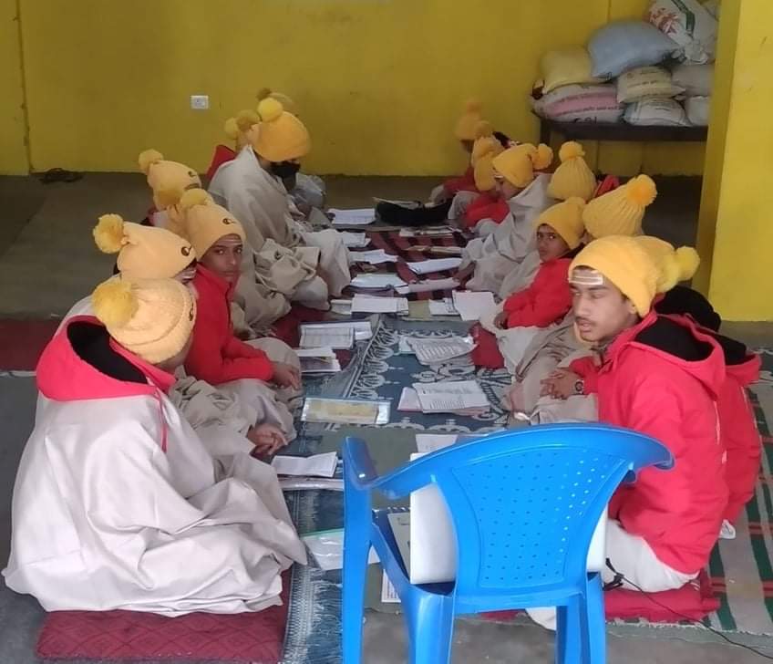 लालबन्दीकाे गुरुकुलमलाई १ लाख ६० हजार सहयोग