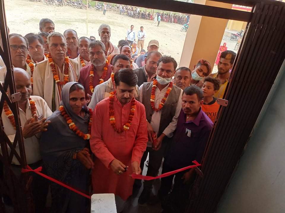 प्रदेश सभा सदस्य महताेद्वारा विद्यालय भवन उद्घाटन