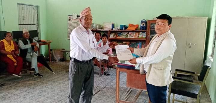वडाध्यक्षमा उठन प्रधानाध्यापकबाट राजिनामा