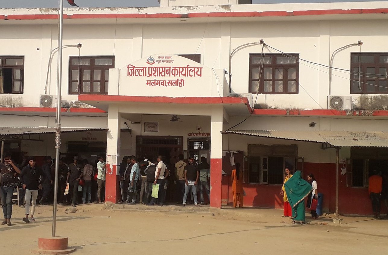 सीडीओ अधिकारीकाे झापा सरुवा, नयाँ सीडीओमा श्रेष्ठ आउँदै