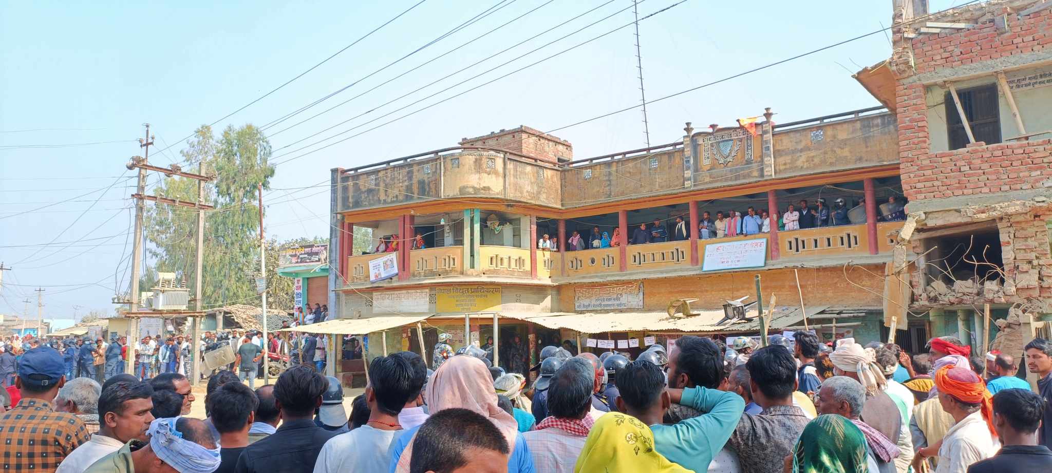 ´बल्लतल्ल` सकियाे सर्लाही हरिपूर्वाकाे नगरसभा (तस्बिरहरु)