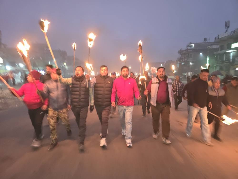 माओवादीले निकाल्यो ७ ठाउँमा राँके जुलुस