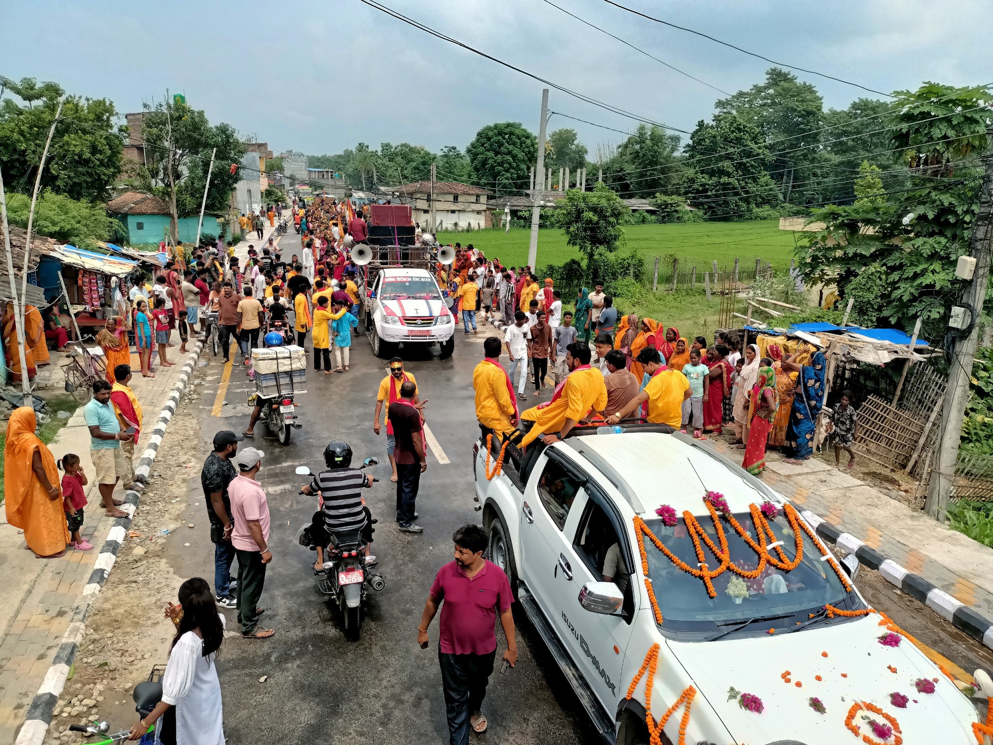 गणेश पूजाको मूर्ति शान्तपूर्वक विर्सजन