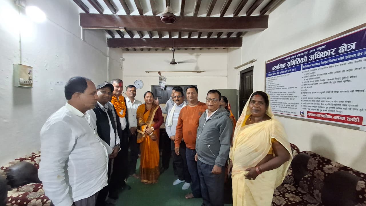 घिमिरे हाजिर भएसँगै खुल्यो तालाबन्दी