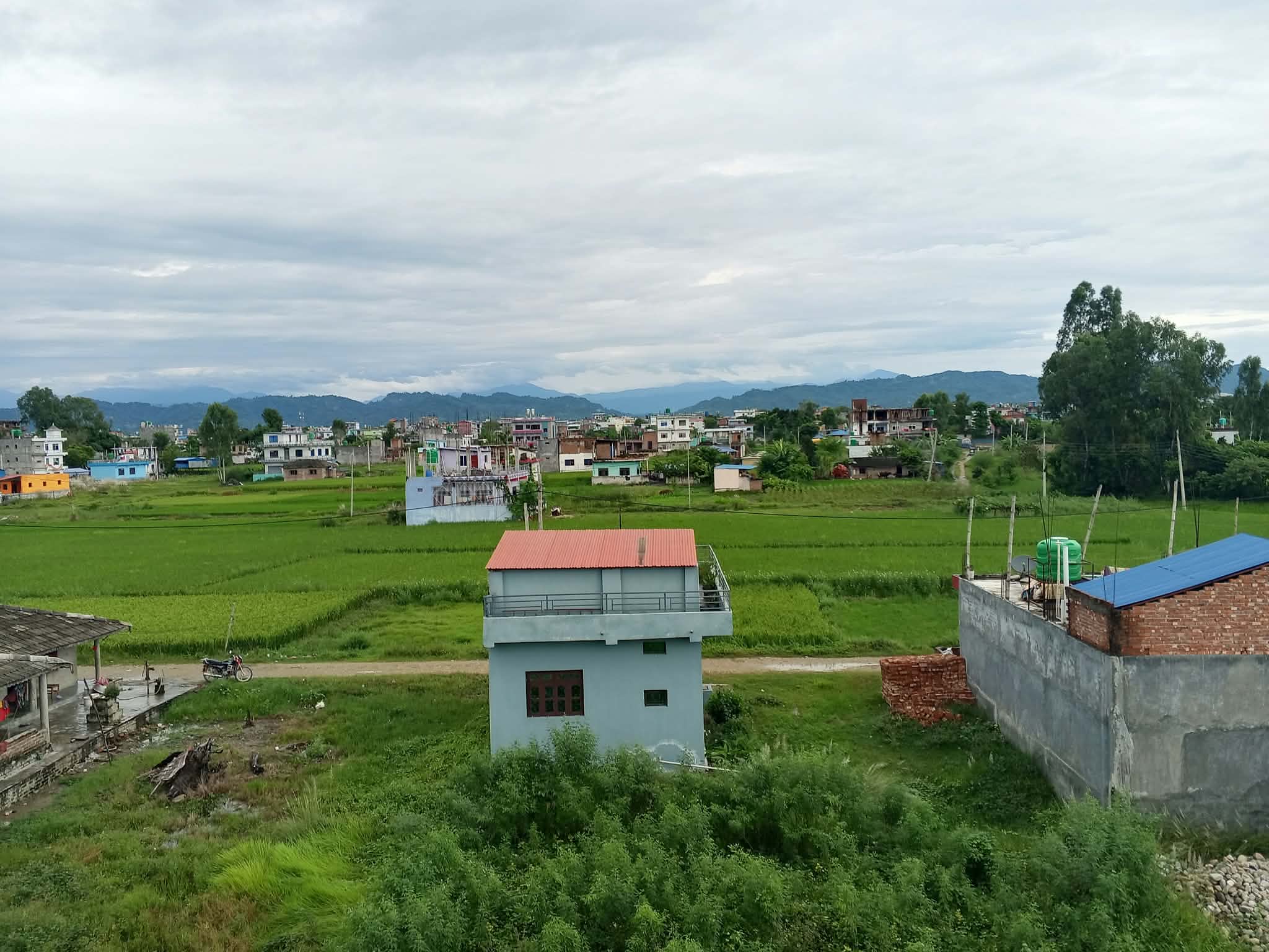 सर्लाहीमा पानी पर्न रोकियो